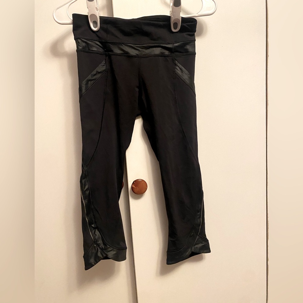 Lululemon Cropped Leggings Sz 4